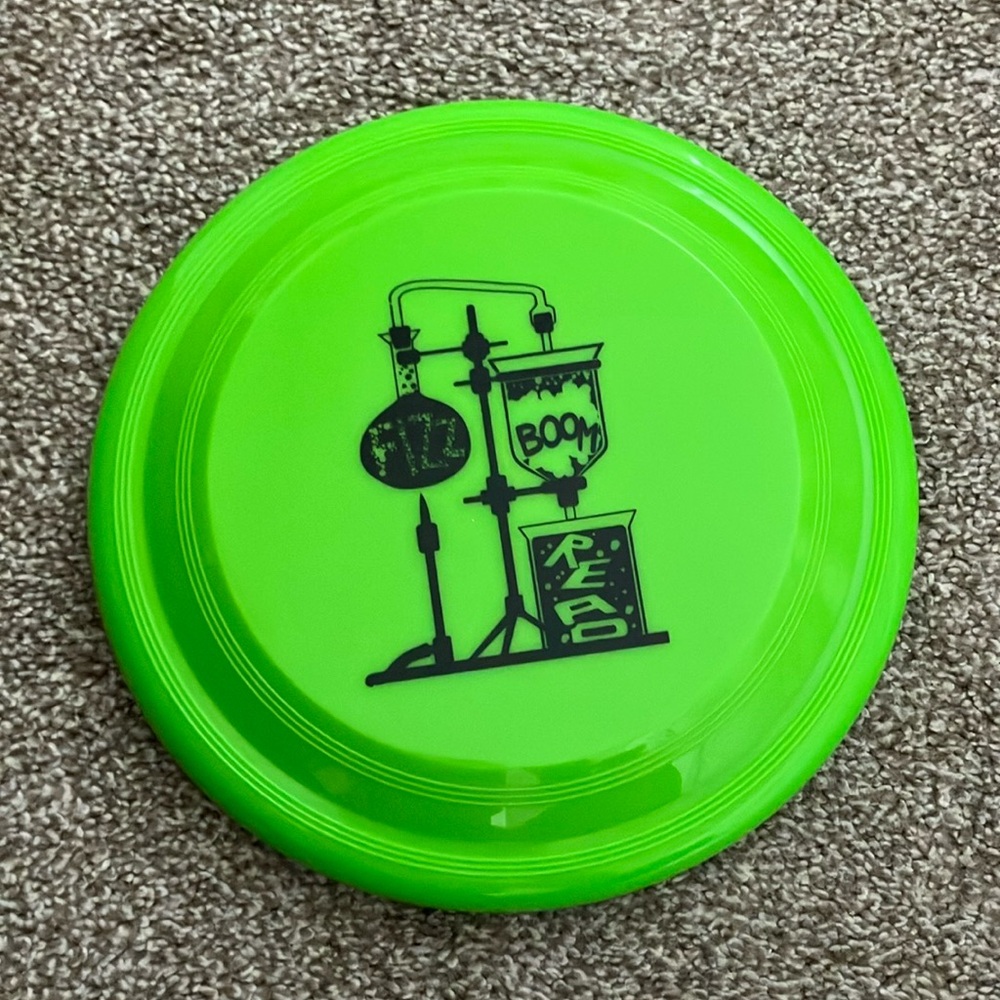 Kids frisbee, science and learning themed!